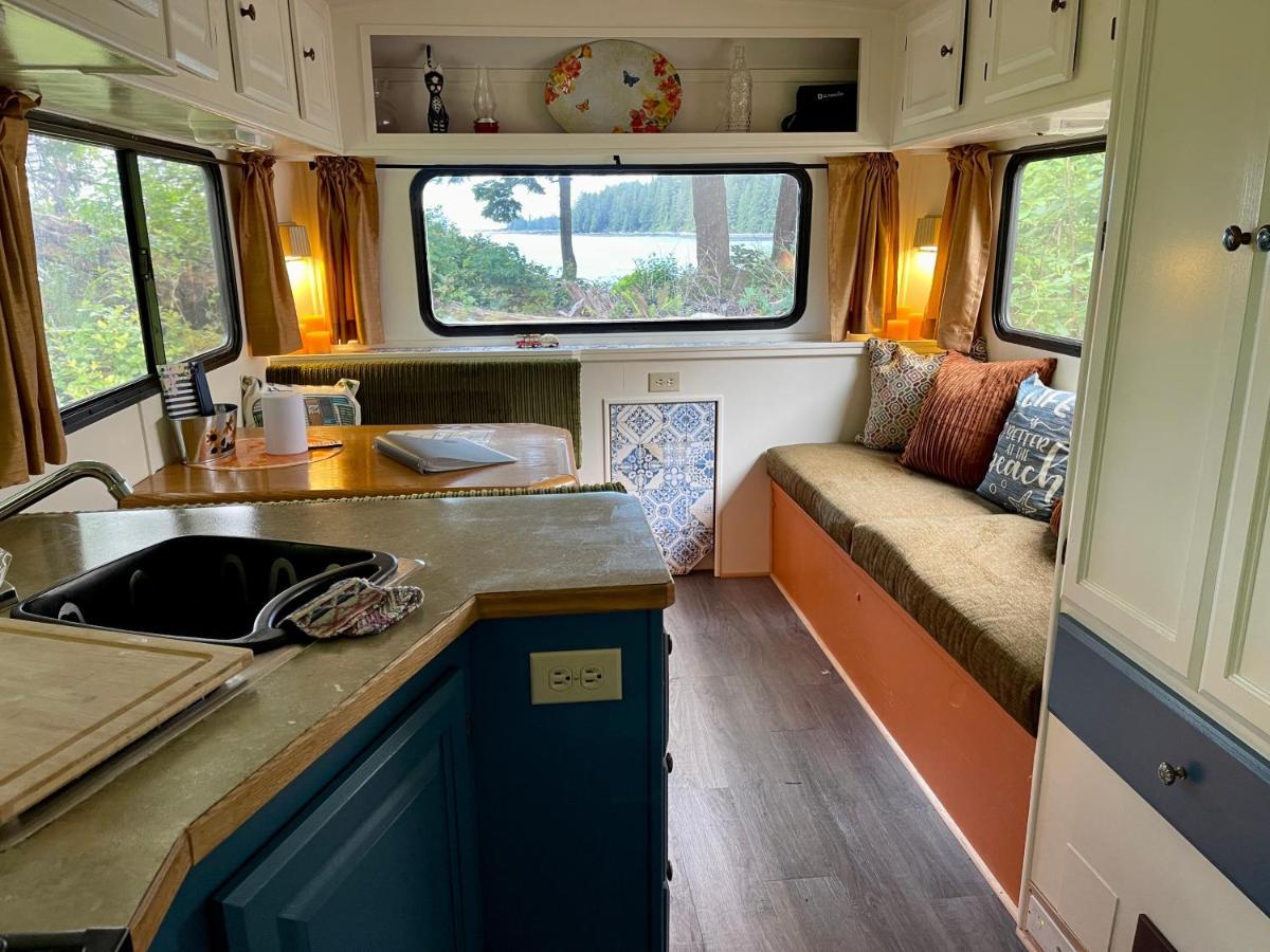 מלון אוקלולט So Damn Lucky Glamping מראה חיצוני תמונה