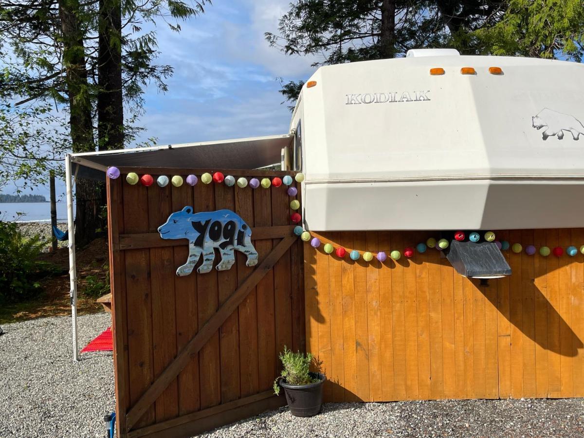 מלון אוקלולט So Damn Lucky Glamping מראה חיצוני תמונה