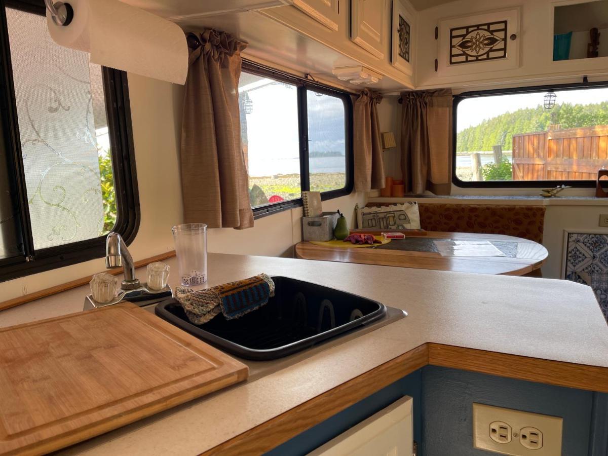 מלון אוקלולט So Damn Lucky Glamping מראה חיצוני תמונה